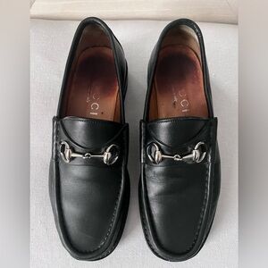 Gucci Black Leather Slip-On Loafers with Silver Horsebit 1.5 heel.